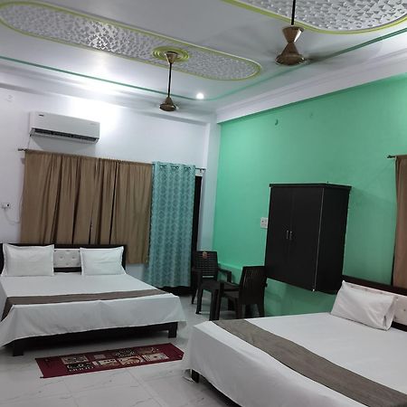 Hotel Chandrasha Villa Ayodhya Dham Ram Mandir 600 Meter Exterior foto